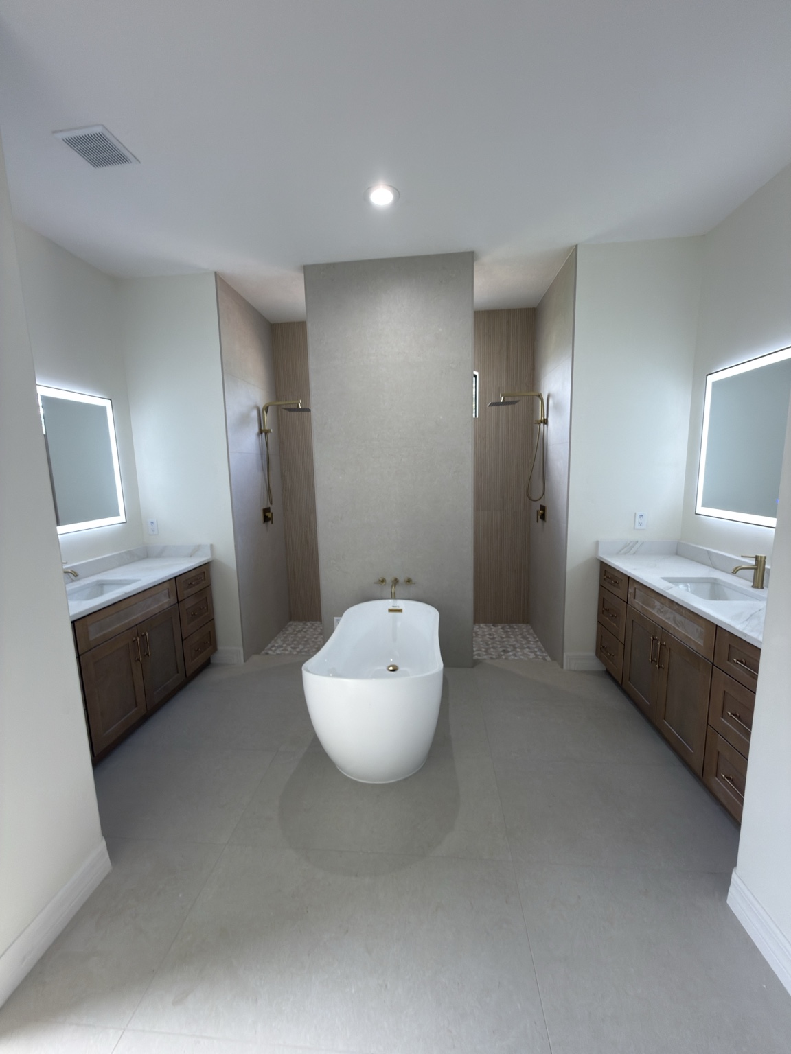 Palm Bay bathroom after renovation